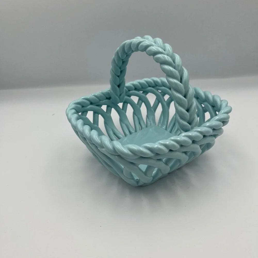 Grace Pantry Blue Ceramic Hand Woven Basket‎ Candy Dish Trinket Bowl